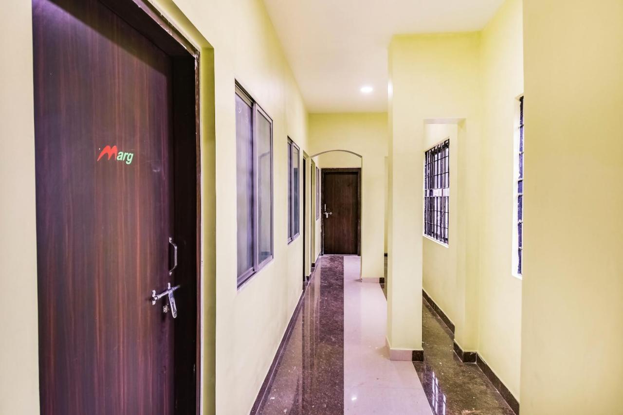 Oyo 60726 Hotel Vrindavan Bilāspur Exterior foto